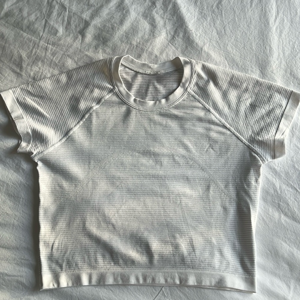 Lululemon Swiftly Tech Cropped Short-Sleeve Shirt - White - Size 6